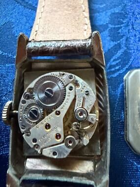 Vintage Emerson Swiss 17-Jewel Mechanical Wristwatch (CCC57)